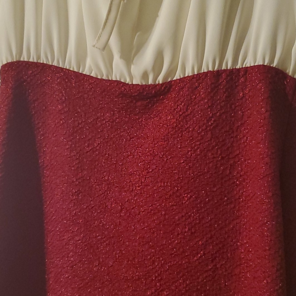 Dress - Picture 3 of 4